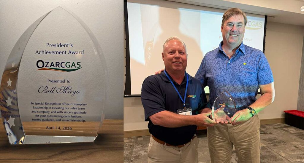 James Garner presents Ozarc President's Achievement Award to Bill Mayo